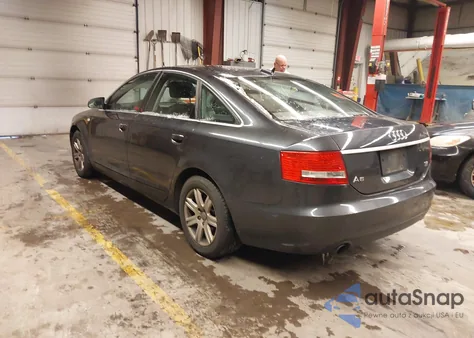 2005 Audi A6 3.2 z USA, uszkodzony, nr VIN WAUDG74F75N107929